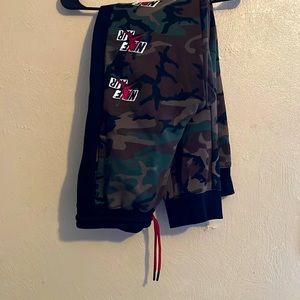 Nike Jordan sweat pants camo colors xl